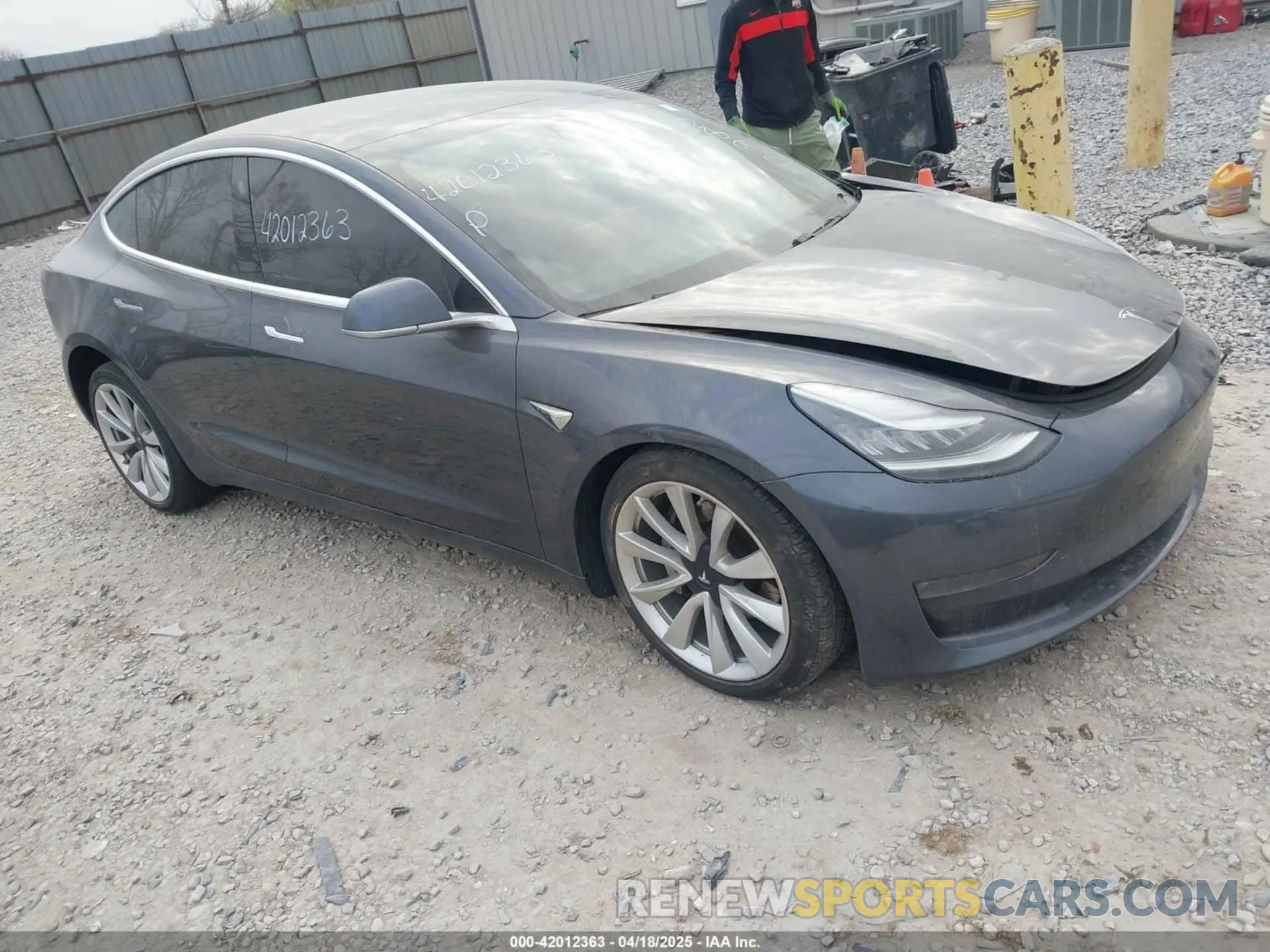 1 Фотография поврежденного автомобиля 5YJ3E1EB5KF205896 TESLA MODEL 3 2019
