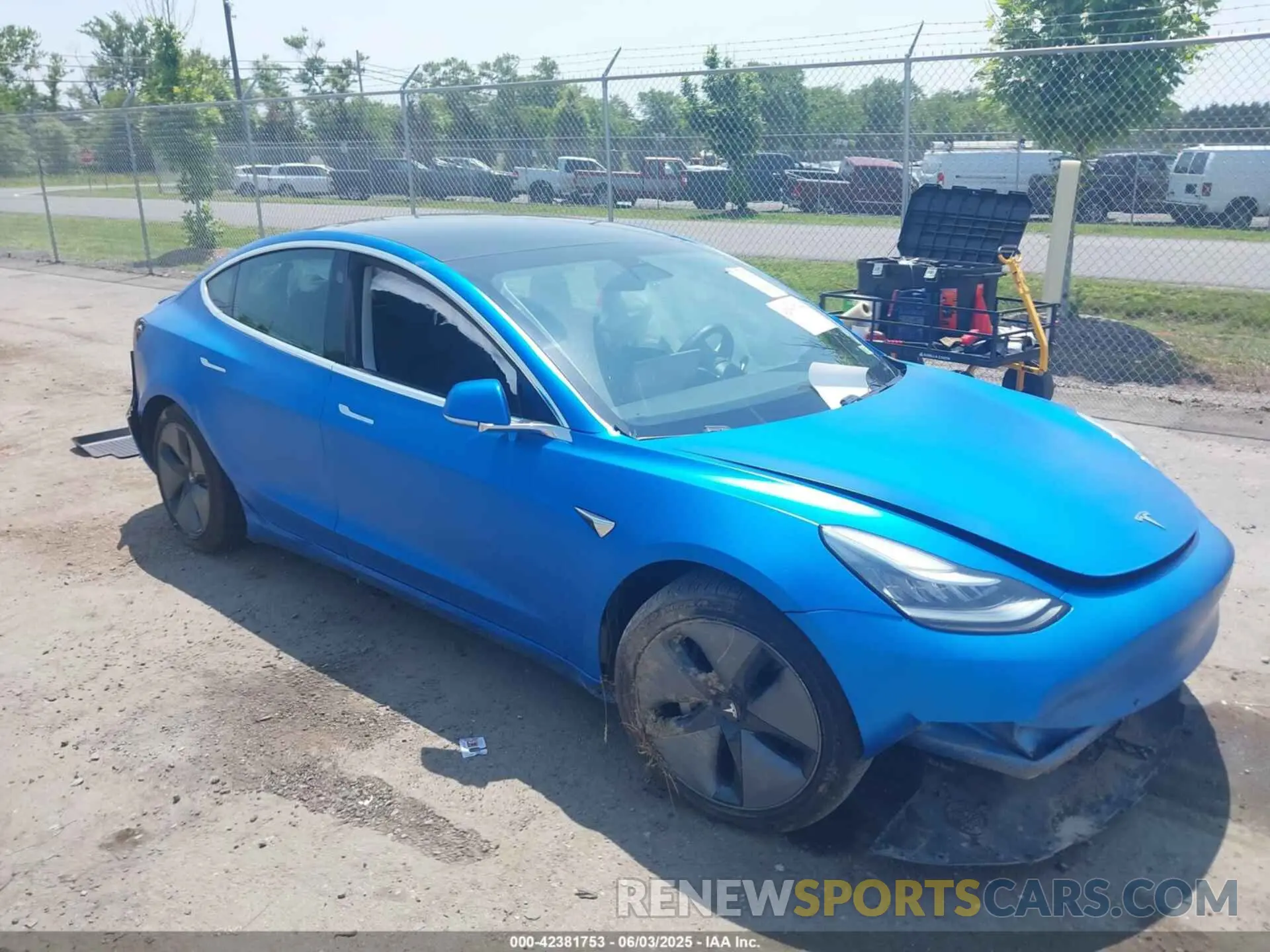 1 Photograph of a damaged car 5YJ3E1EB5KF208748 TESLA MODEL 3 2019