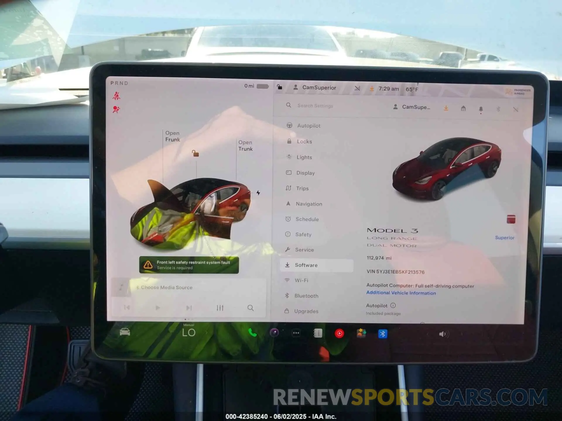 18 Photograph of a damaged car 5YJ3E1EB5KF213576 TESLA MODEL 3 2019