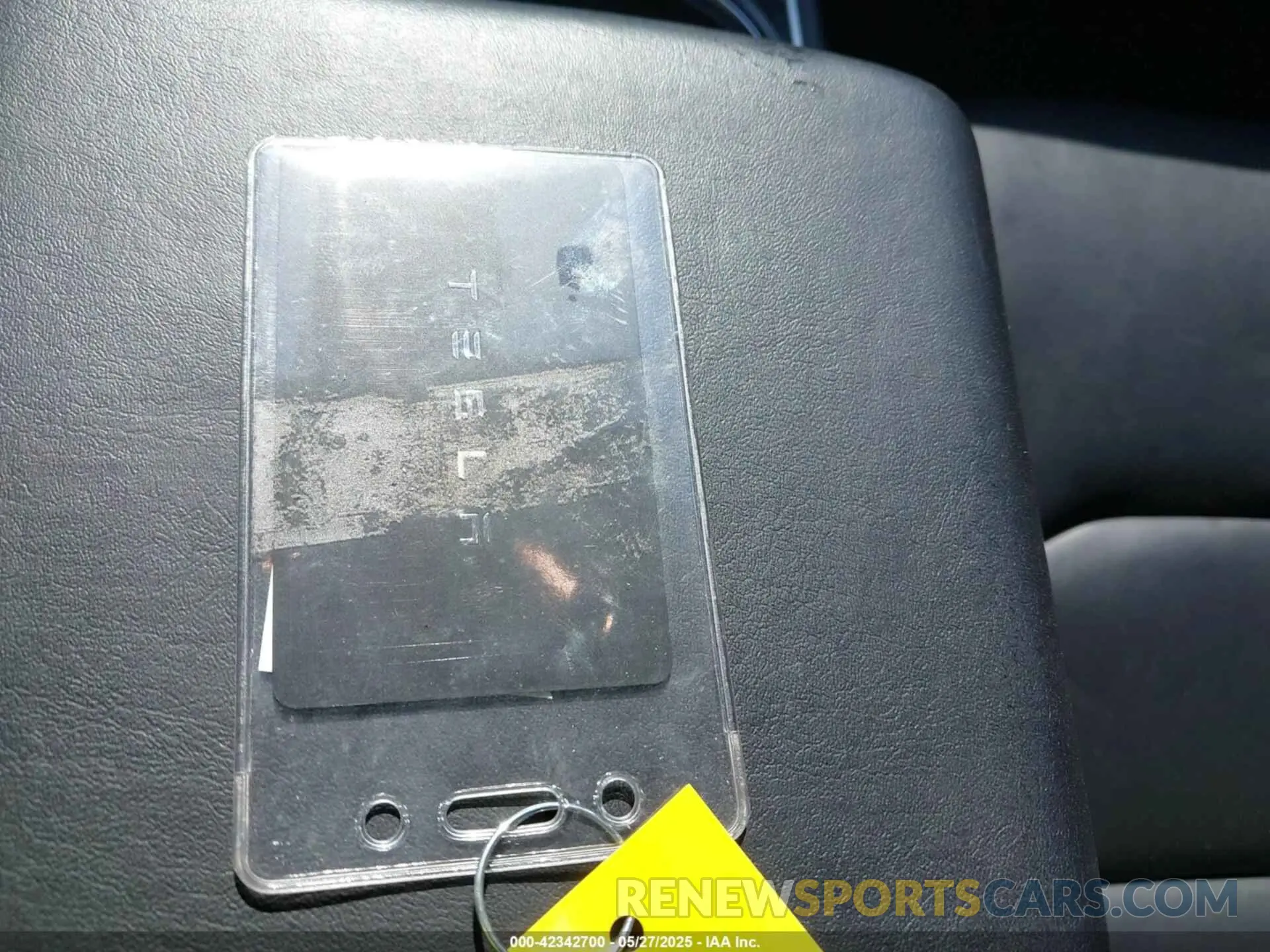 11 Photograph of a damaged car 5YJ3E1EB5KF365132 TESLA MODEL 3 2019