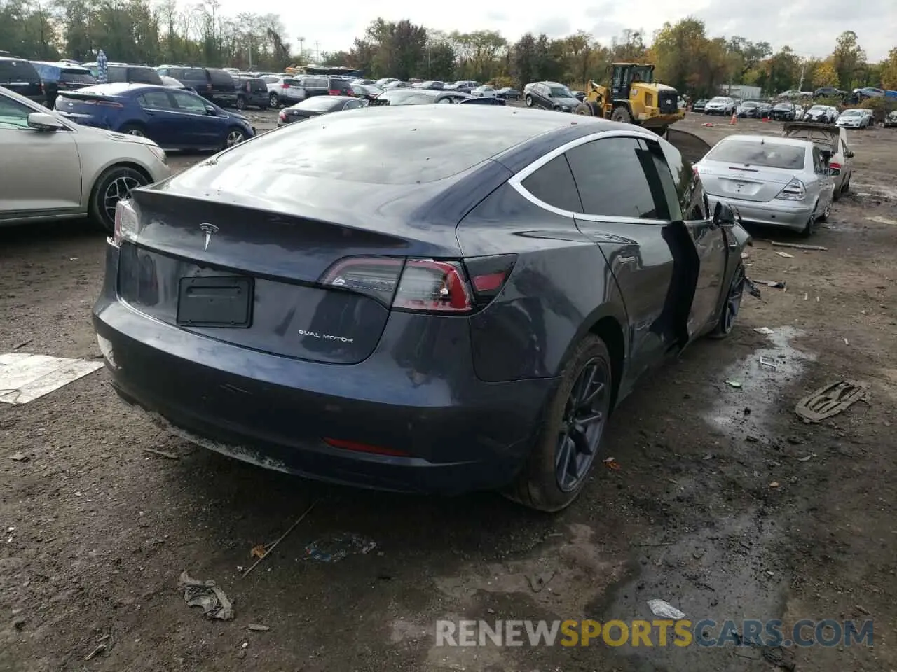 4 Photograph of a damaged car 5YJ3E1EB5KF386532 TESLA MODEL 3 2019