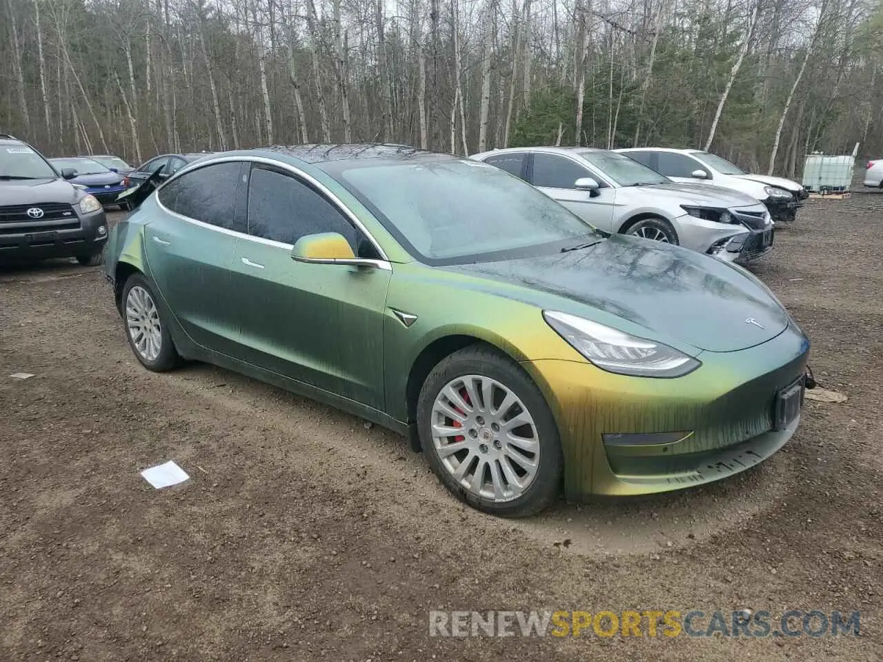4 Photograph of a damaged car 5YJ3E1EB5KF407329 TESLA MODEL 3 2019