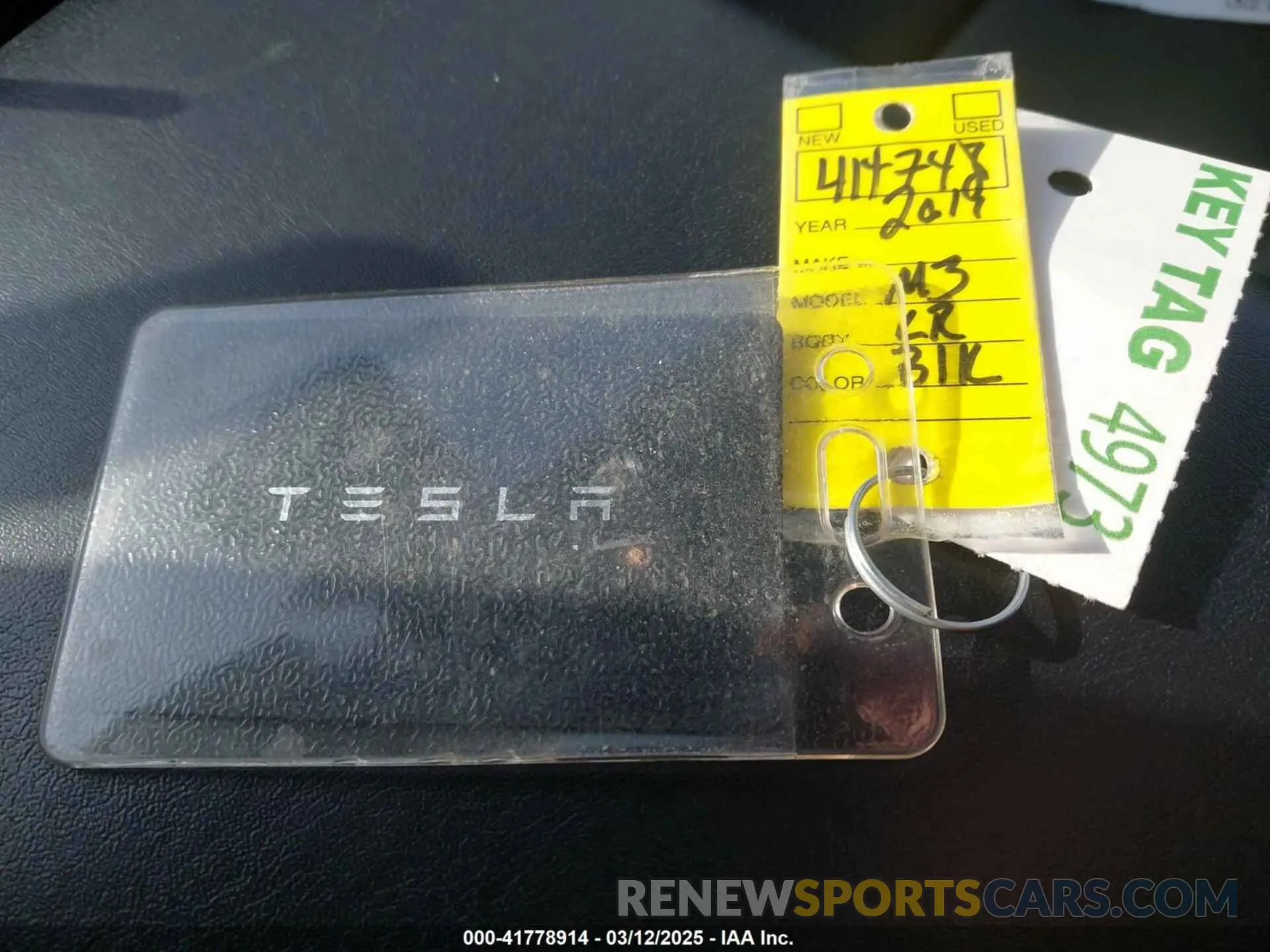 11 Фотография поврежденного автомобиля 5YJ3E1EB5KF414748 TESLA MODEL 3 2019