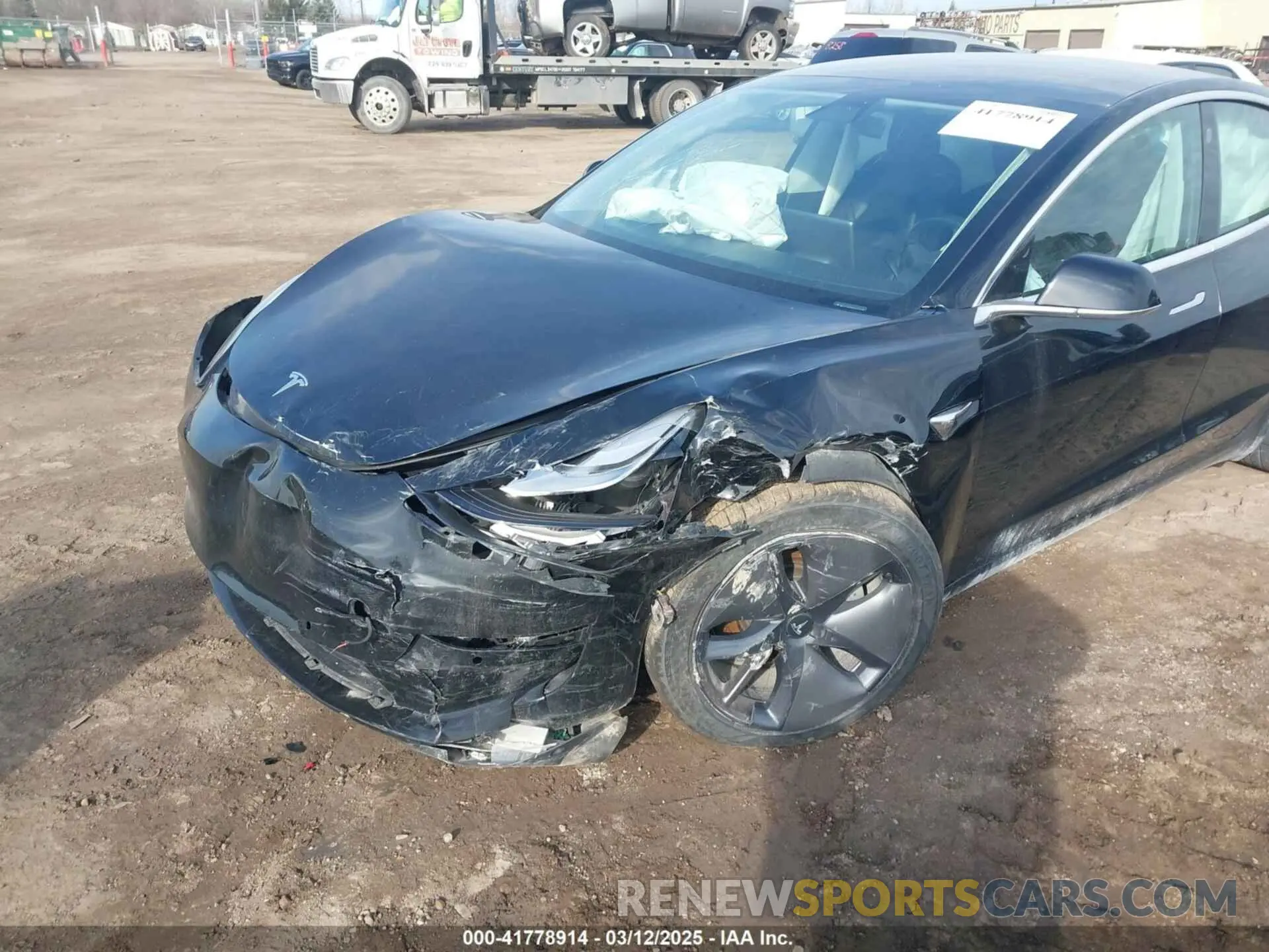 6 Фотография поврежденного автомобиля 5YJ3E1EB5KF414748 TESLA MODEL 3 2019