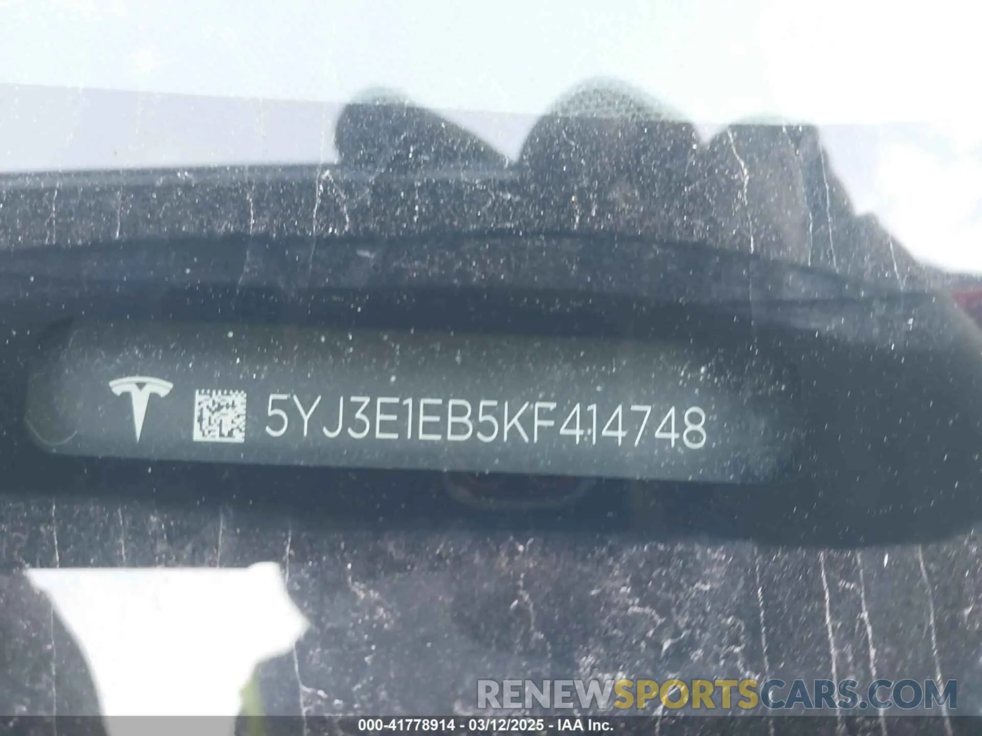 9 Фотография поврежденного автомобиля 5YJ3E1EB5KF414748 TESLA MODEL 3 2019