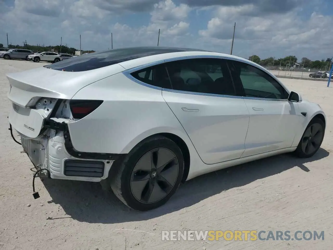 3 Фотография поврежденного автомобиля 5YJ3E1EB5KF418329 TESLA MODEL 3 2019