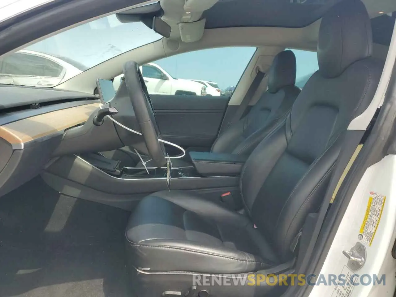 7 Фотография поврежденного автомобиля 5YJ3E1EB5KF418329 TESLA MODEL 3 2019