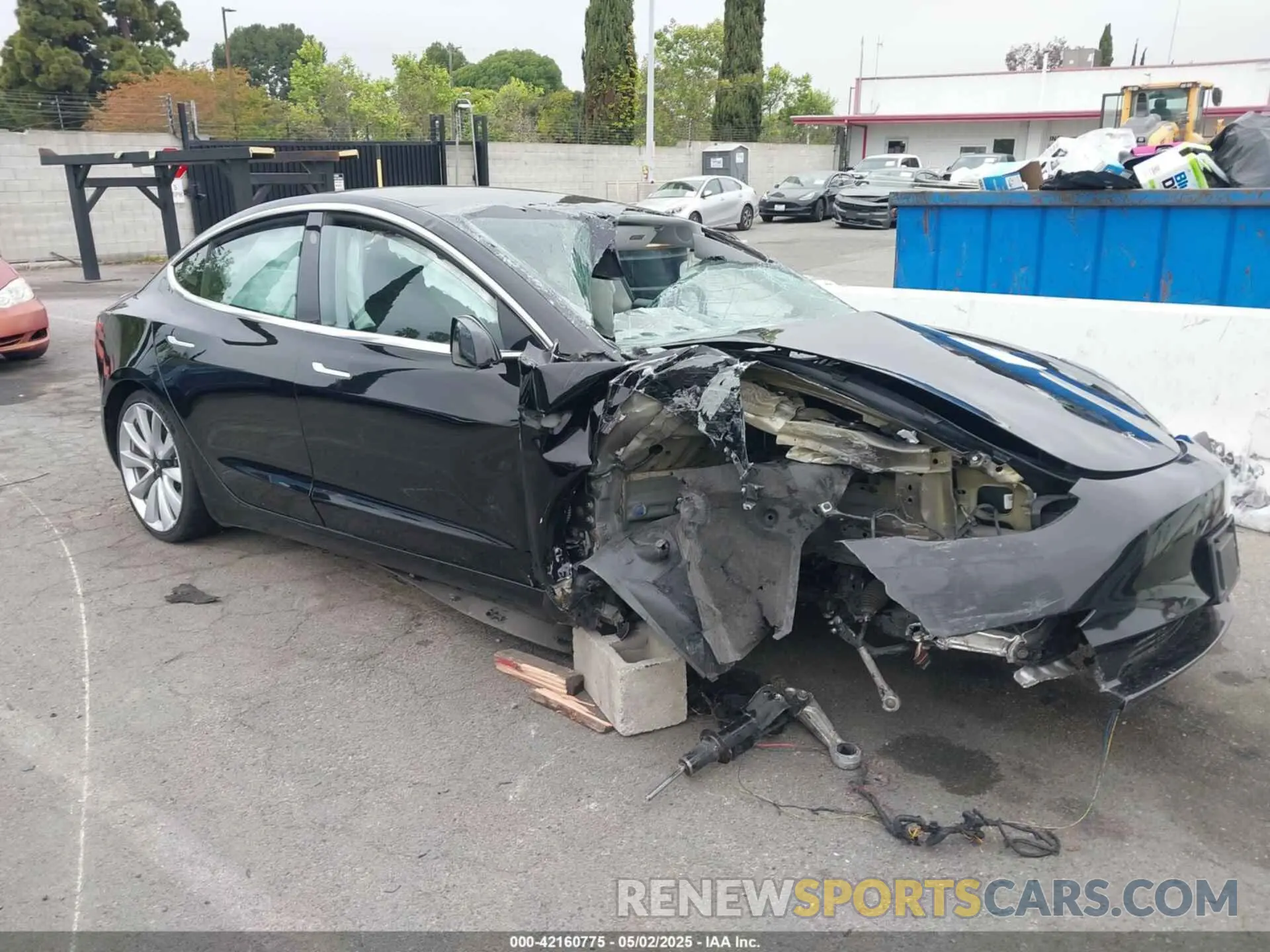 1 Фотография поврежденного автомобиля 5YJ3E1EB5KF434613 TESLA MODEL 3 2019