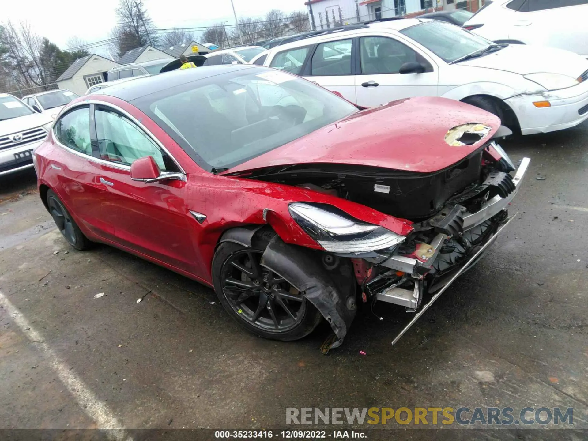 1 Photograph of a damaged car 5YJ3E1EB5KF464839 TESLA MODEL 3 2019