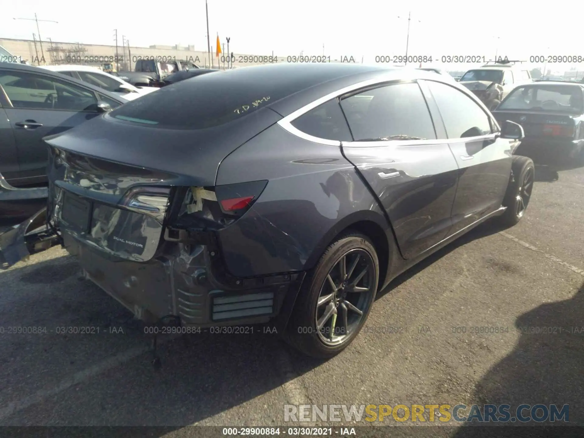 4 Photograph of a damaged car 5YJ3E1EB5KF492947 TESLA MODEL 3 2019