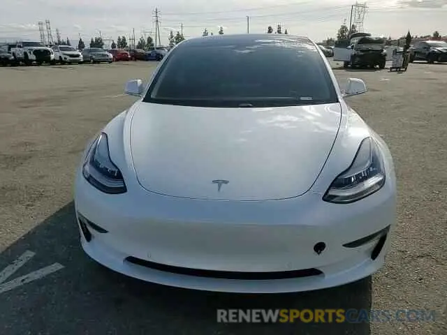 11 Фотография поврежденного автомобиля 5YJ3E1EB5KF514171 TESLA MODEL 3 2019