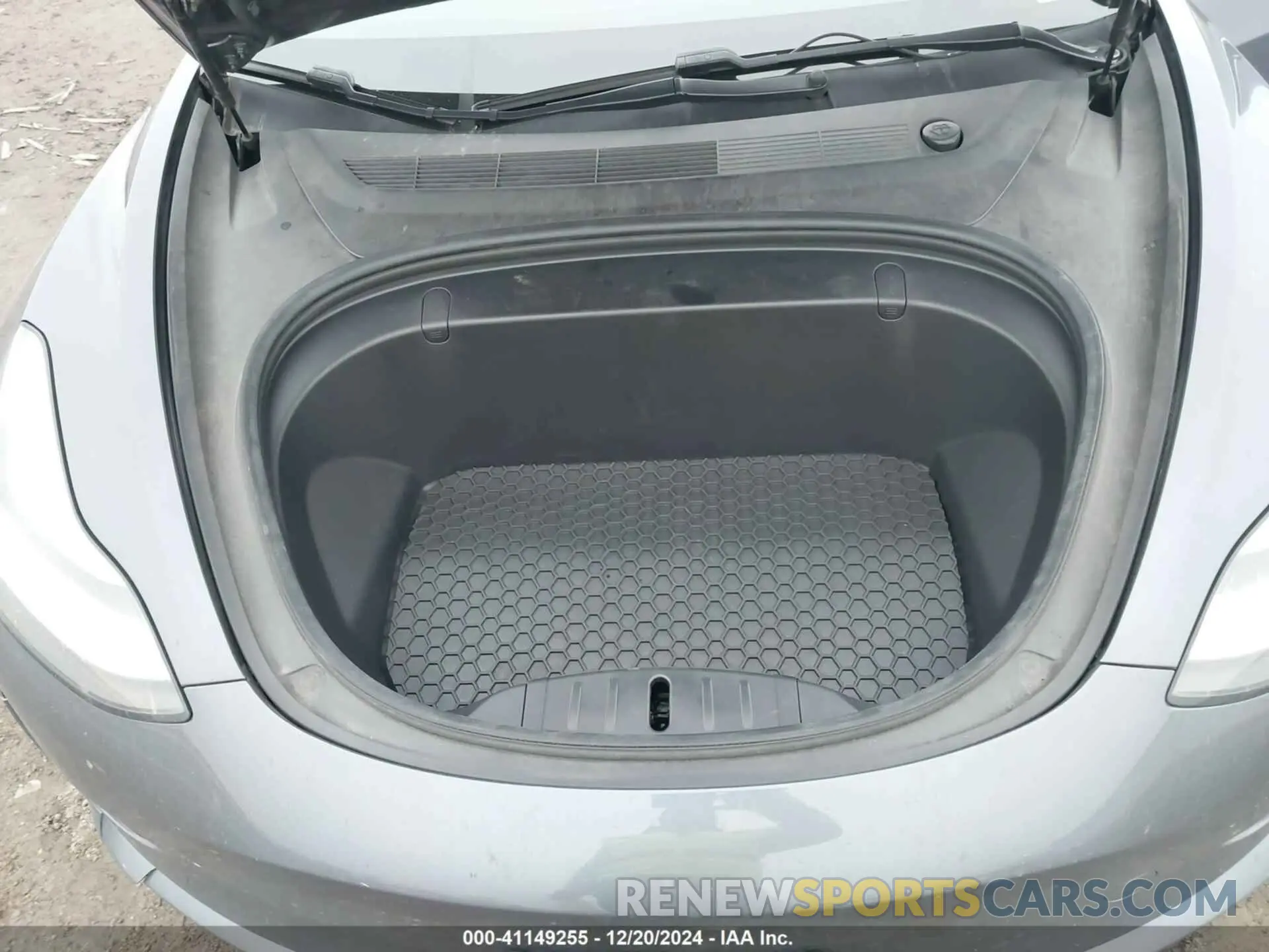 10 Фотография поврежденного автомобиля 5YJ3E1EB5KF533660 TESLA MODEL 3 2019