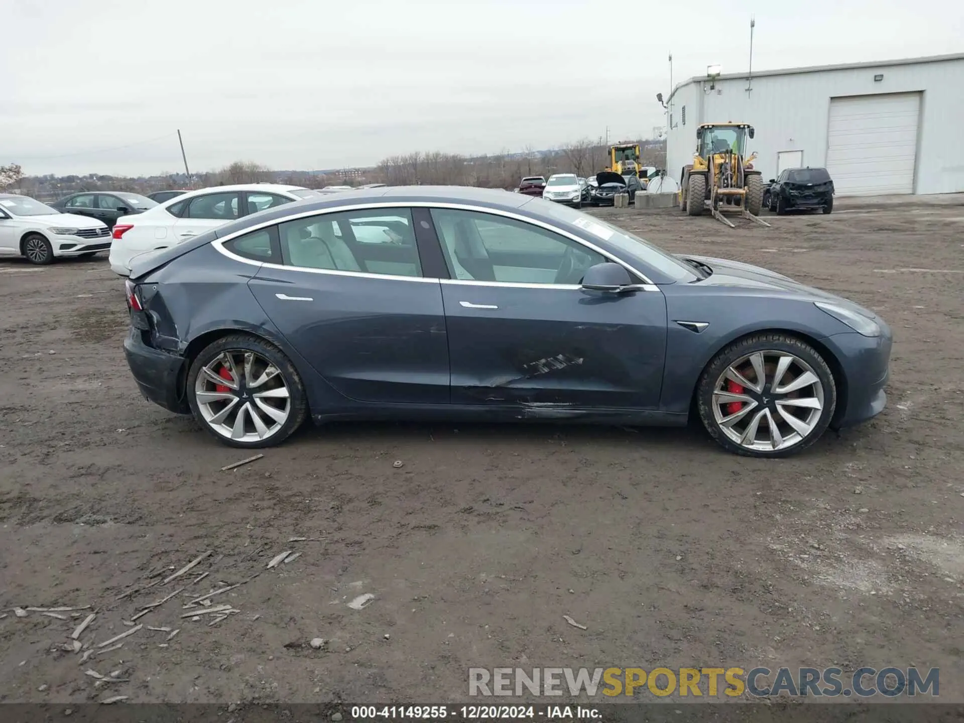 13 Фотография поврежденного автомобиля 5YJ3E1EB5KF533660 TESLA MODEL 3 2019