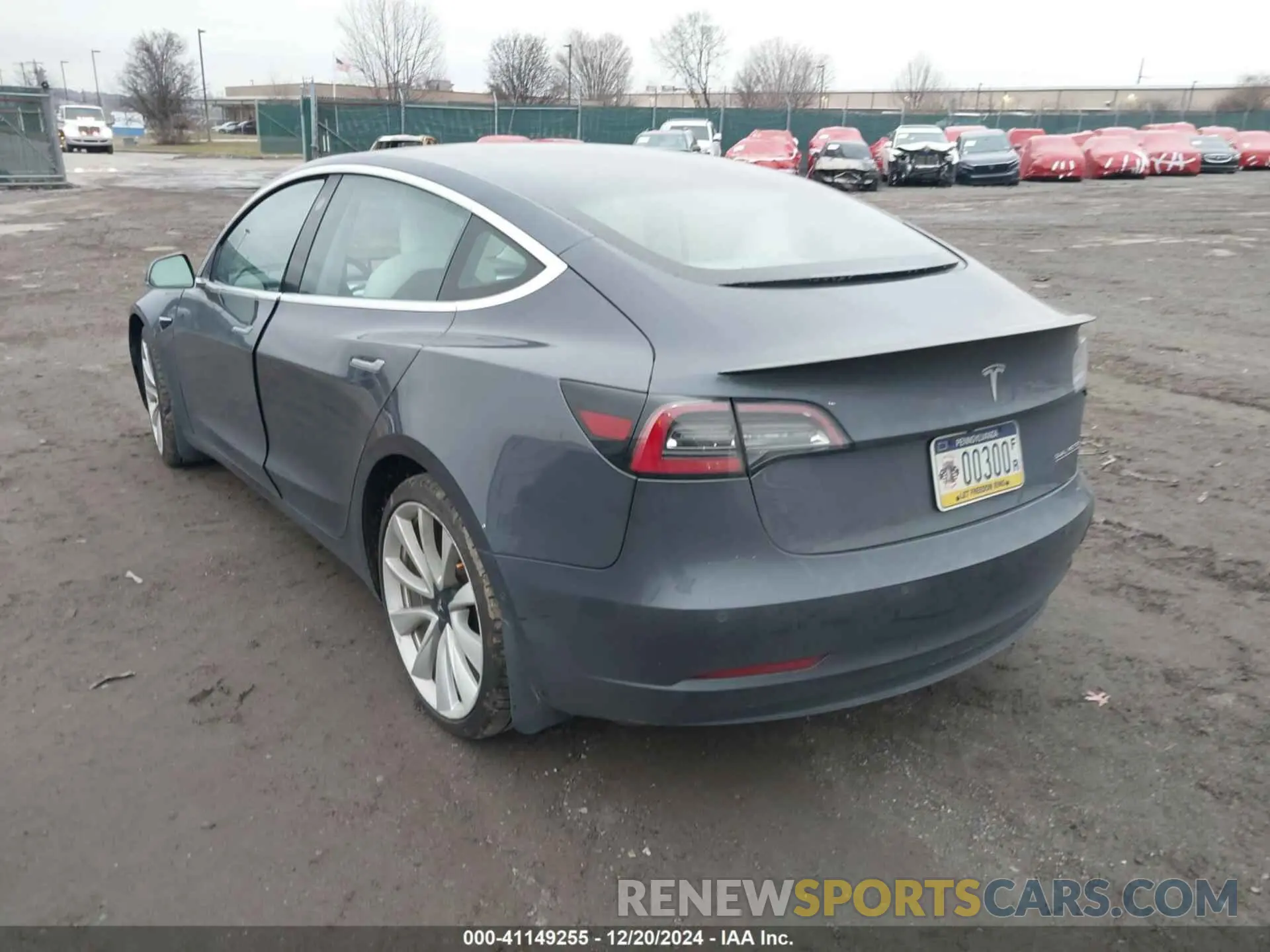 3 Фотография поврежденного автомобиля 5YJ3E1EB5KF533660 TESLA MODEL 3 2019