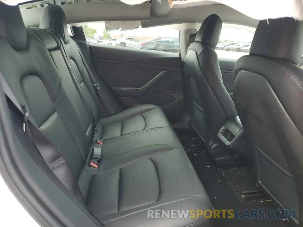 10 Photograph of a damaged car 5YJ3E1EB6KF361574 TESLA MODEL 3 2019