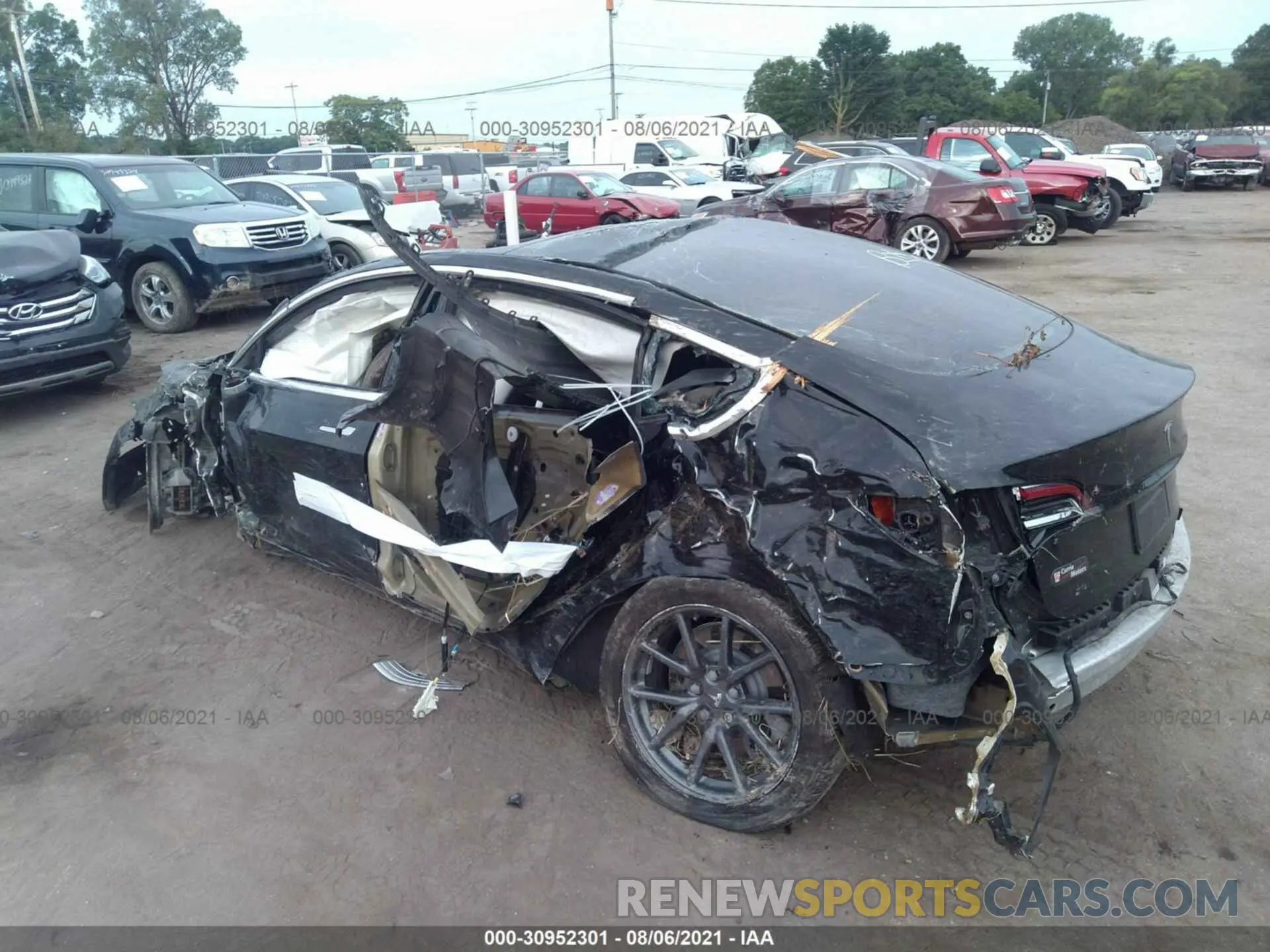 3 Photograph of a damaged car 5YJ3E1EB6KF390508 TESLA MODEL 3 2019
