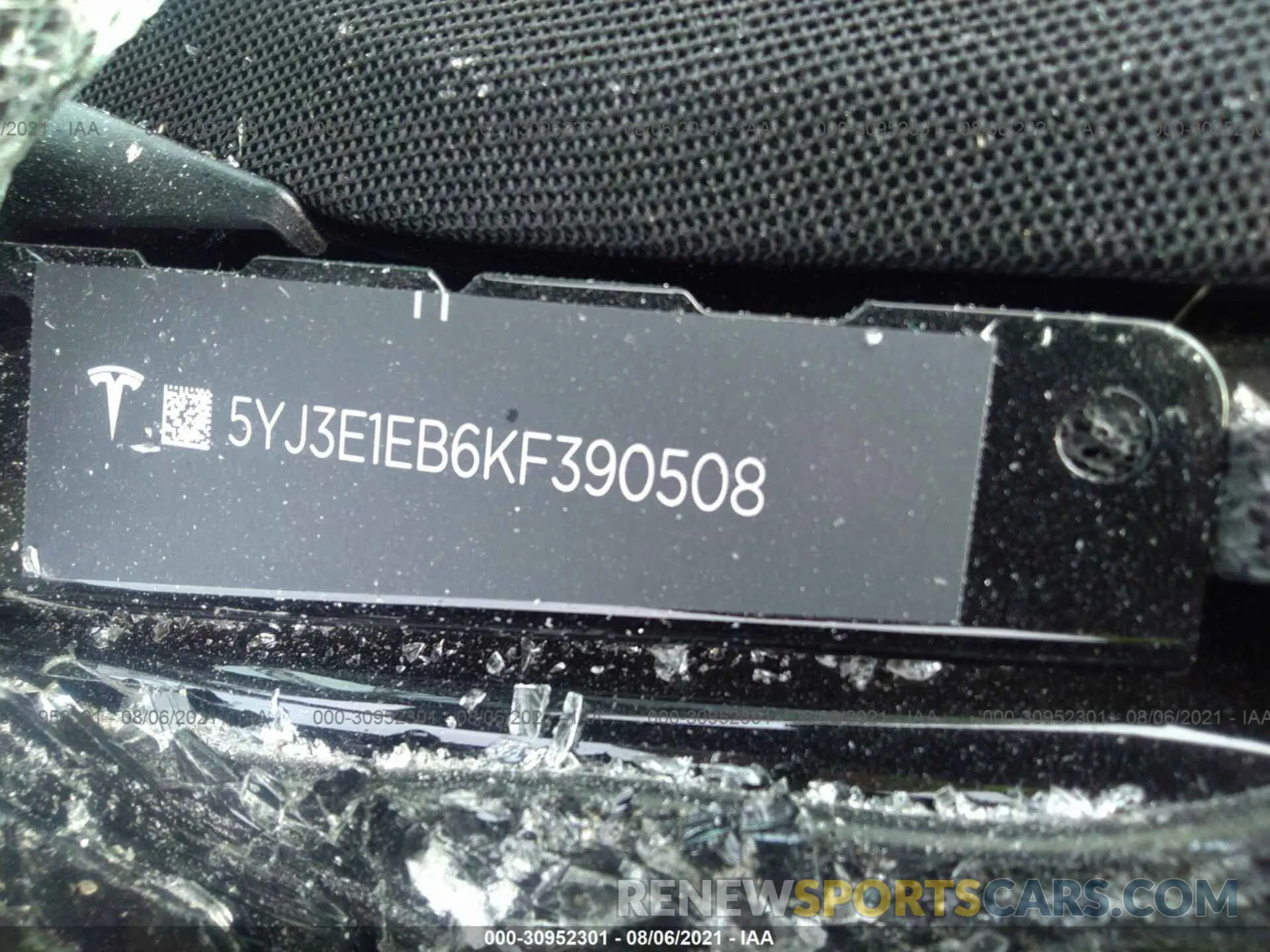 9 Photograph of a damaged car 5YJ3E1EB6KF390508 TESLA MODEL 3 2019