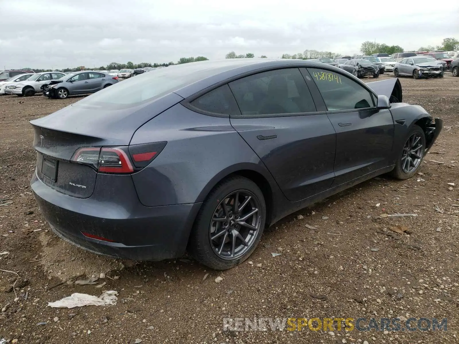 4 Photograph of a damaged car 5YJ3E1EB6KF421336 TESLA MODEL 3 2019