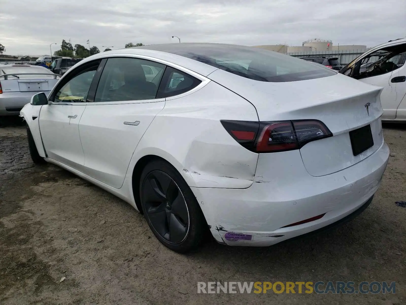 3 Photograph of a damaged car 5YJ3E1EB6KF437438 TESLA MODEL 3 2019