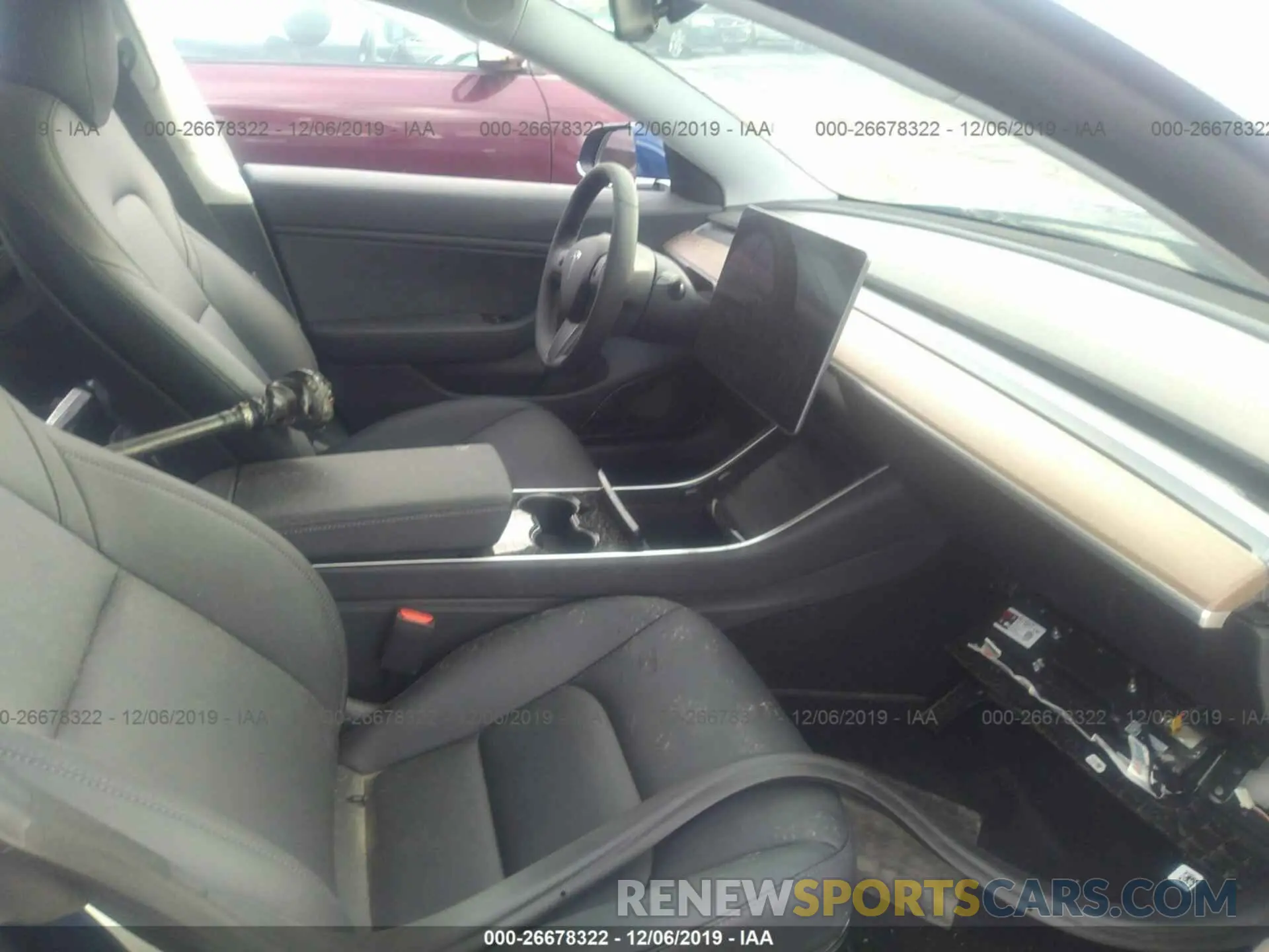 5 Photograph of a damaged car 5YJ3E1EB6KF519959 TESLA MODEL 3 2019