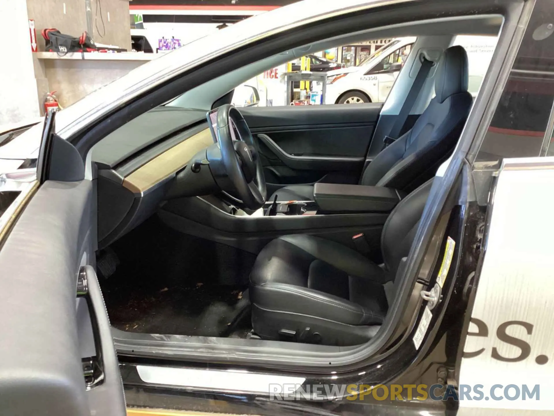 15 Photograph of a damaged car 5YJ3E1EB7KF199048 TESLA MODEL 3 2019