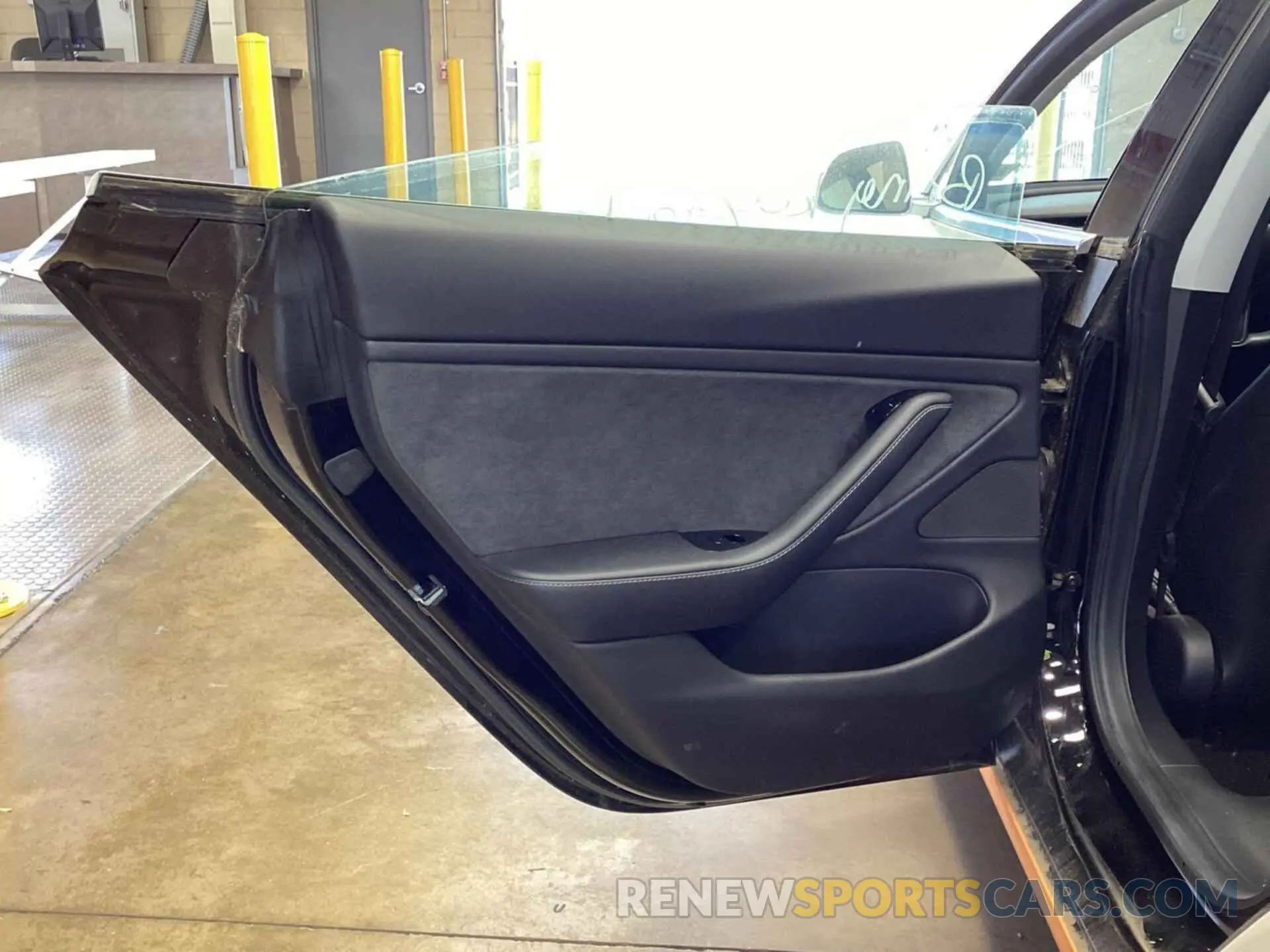 23 Photograph of a damaged car 5YJ3E1EB7KF199048 TESLA MODEL 3 2019