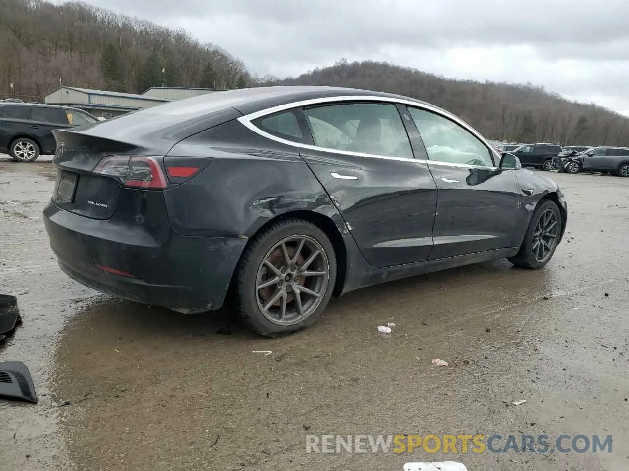 3 Photograph of a damaged car 5YJ3E1EB7KF199051 TESLA MODEL 3 2019