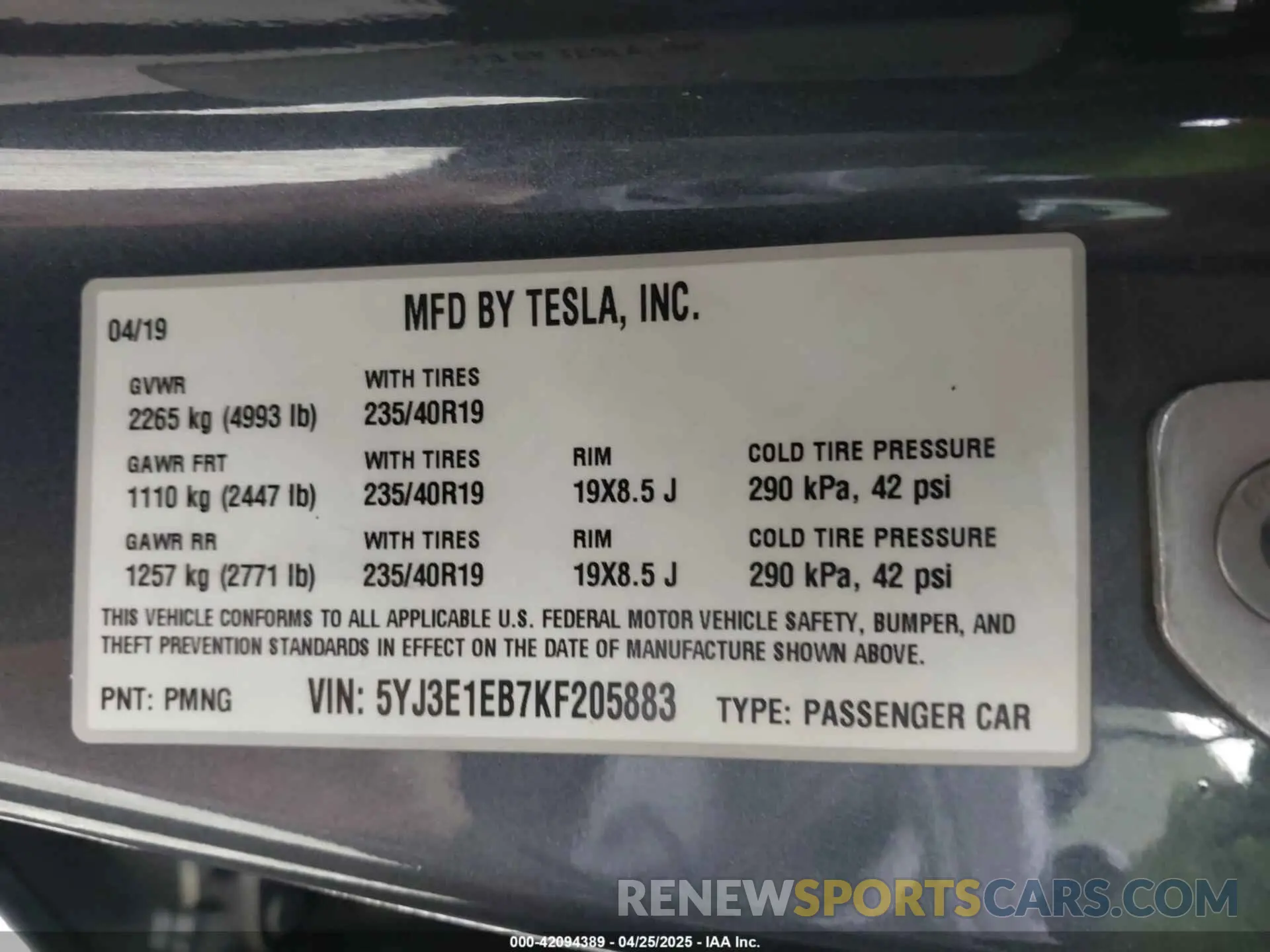 9 Фотография поврежденного автомобиля 5YJ3E1EB7KF205883 TESLA MODEL 3 2019