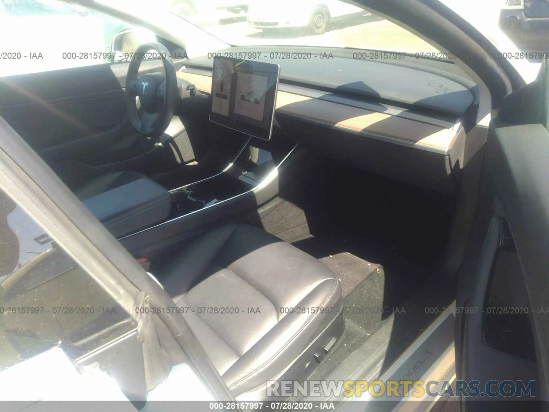 5 Photograph of a damaged car 5YJ3E1EB7KF361602 TESLA MODEL 3 2019