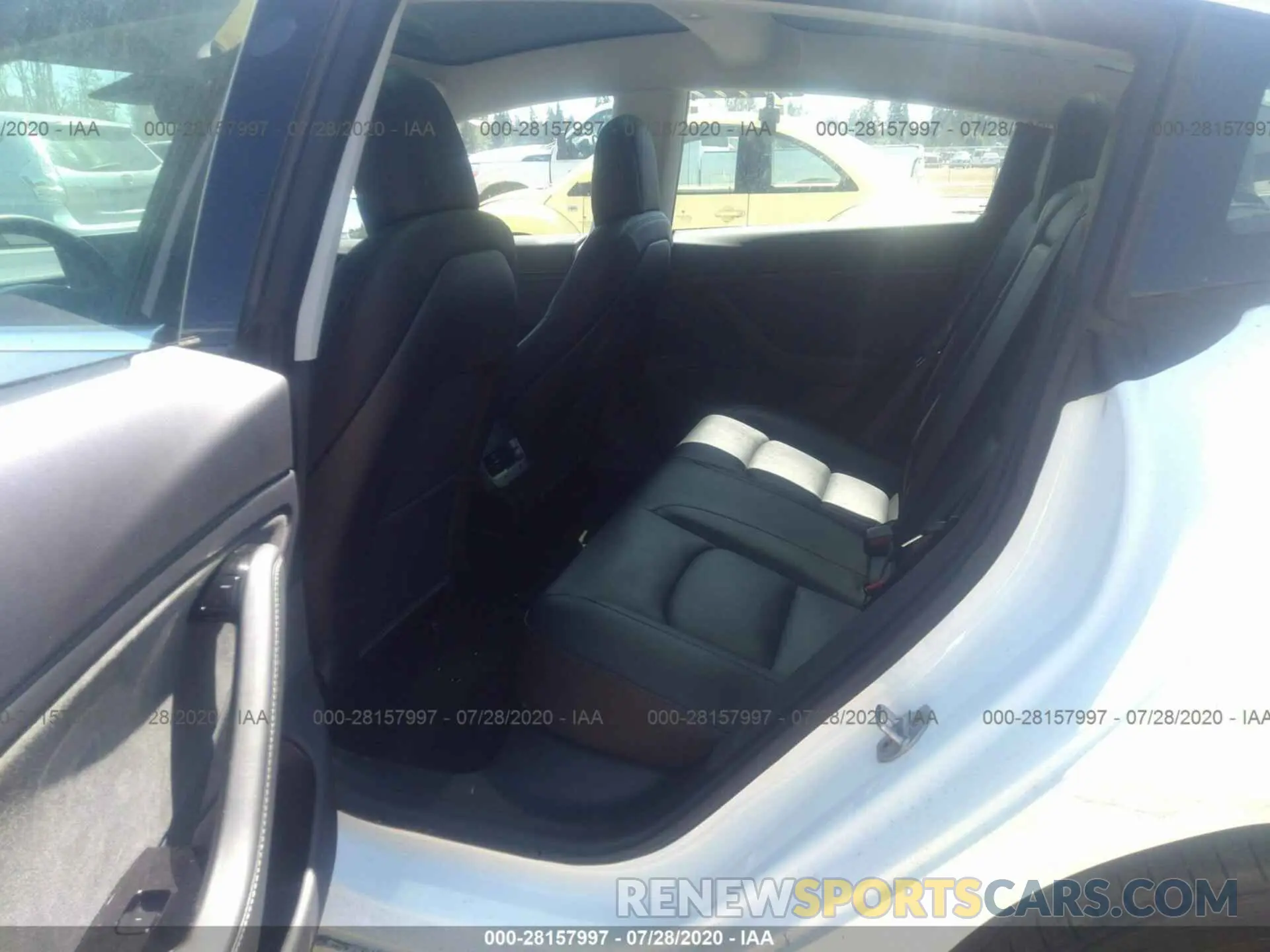 8 Photograph of a damaged car 5YJ3E1EB7KF361602 TESLA MODEL 3 2019