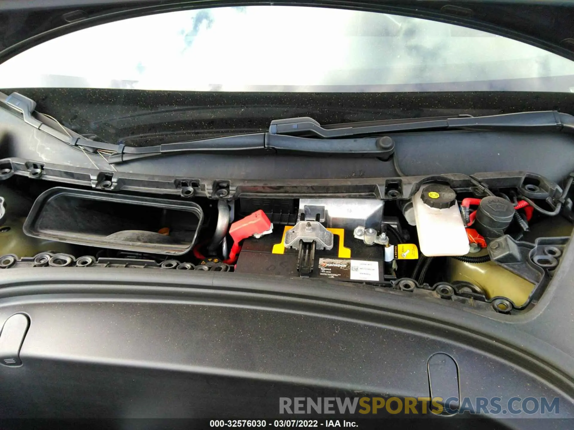 10 Photograph of a damaged car 5YJ3E1EB7KF365424 TESLA MODEL 3 2019