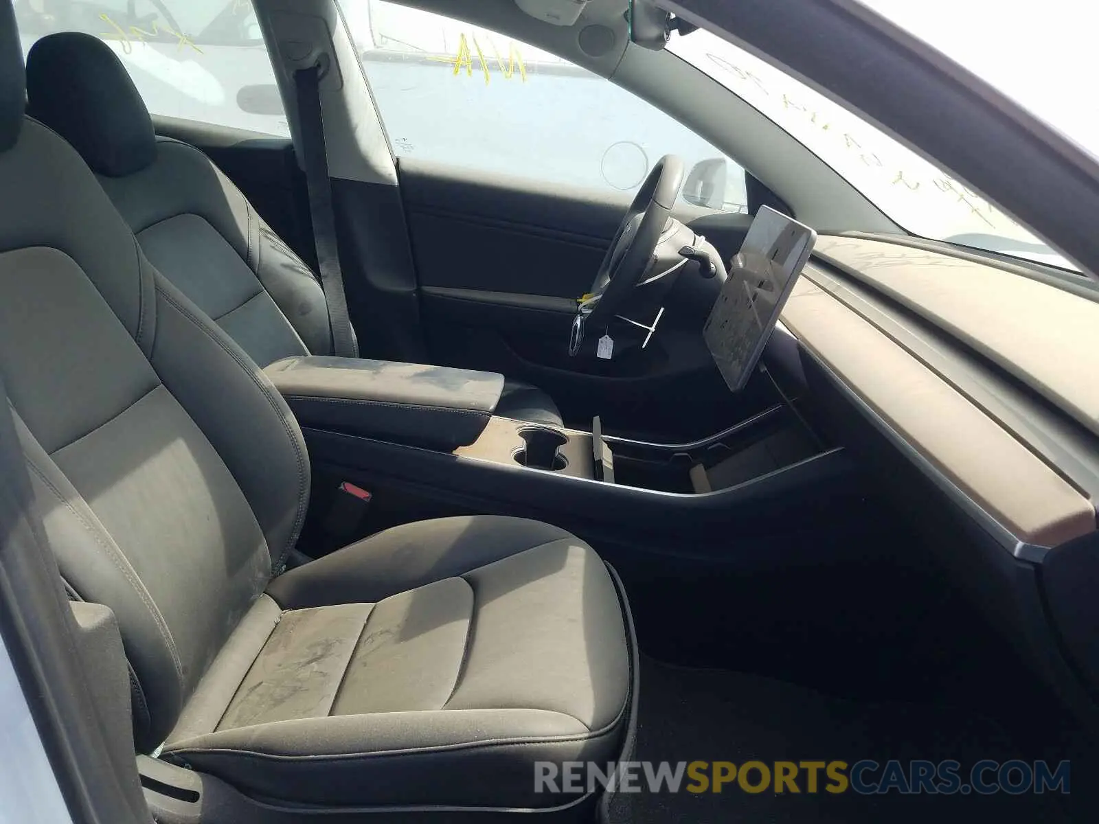 5 Photograph of a damaged car 5YJ3E1EB7KF388072 TESLA MODEL 3 2019
