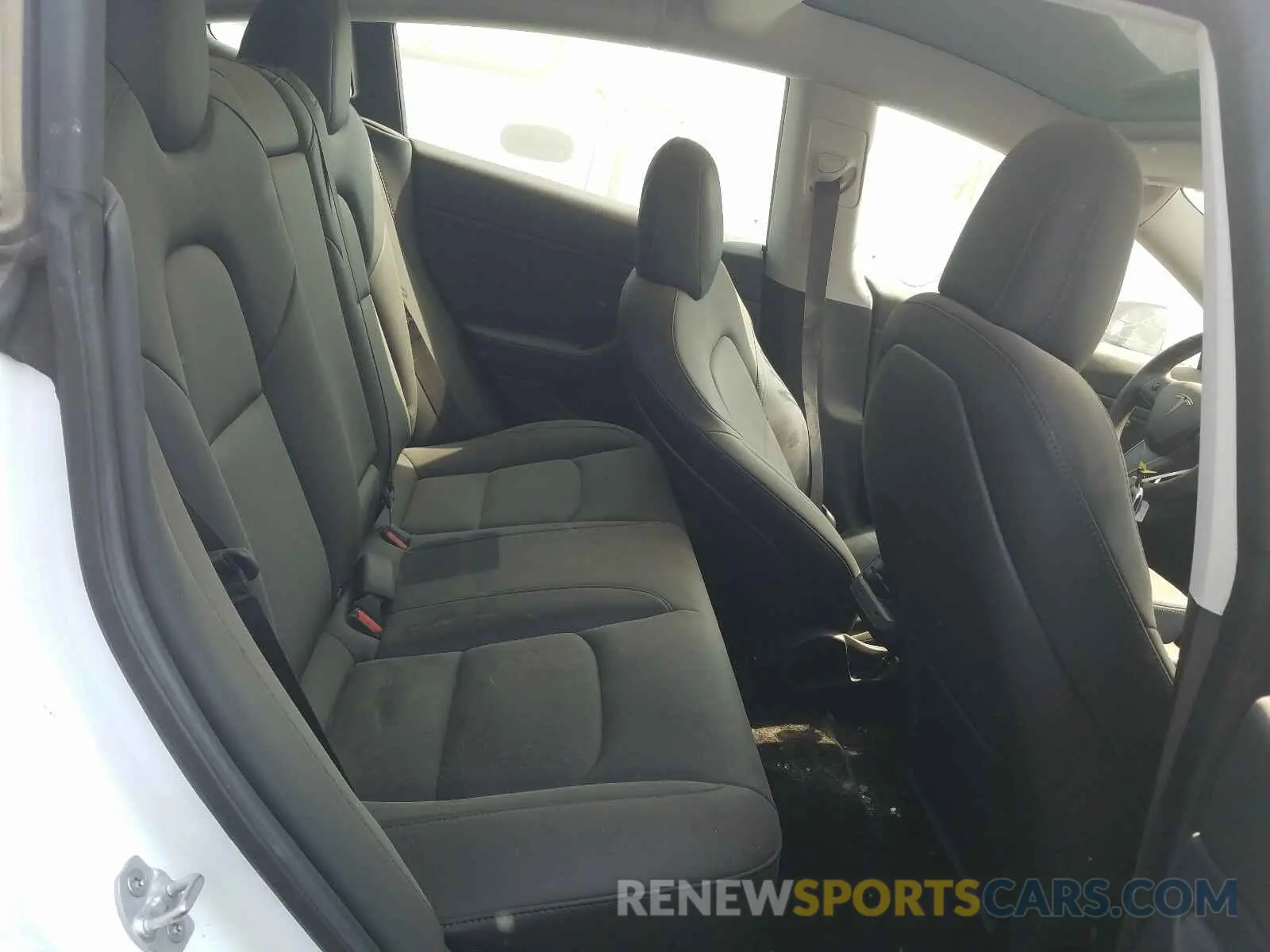 6 Photograph of a damaged car 5YJ3E1EB7KF388072 TESLA MODEL 3 2019