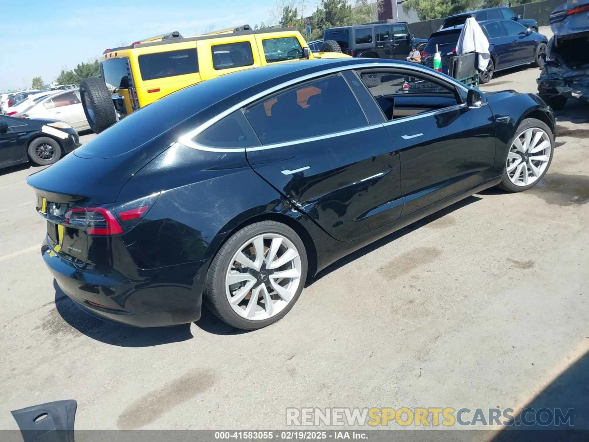 4 Photograph of a damaged car 5YJ3E1EB7KF433608 TESLA MODEL 3 2019