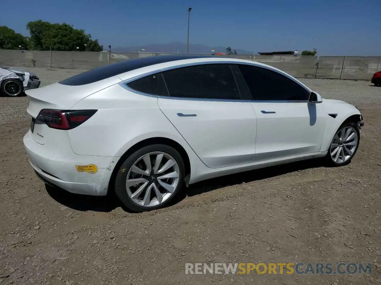3 Photograph of a damaged car 5YJ3E1EB7KF434113 TESLA MODEL 3 2019