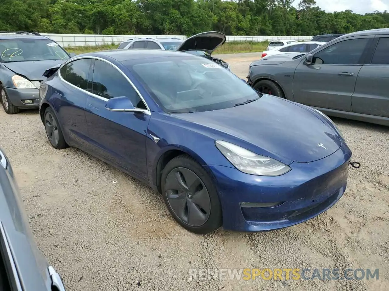4 Photograph of a damaged car 5YJ3E1EB7KF452885 TESLA MODEL 3 2019