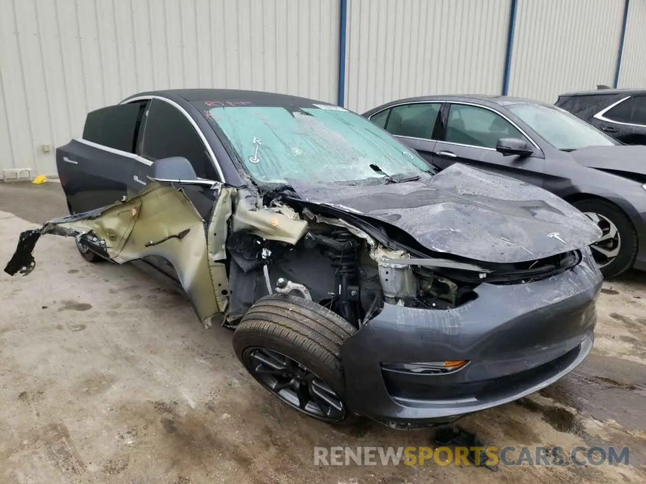 1 Photograph of a damaged car 5YJ3E1EB7KF520764 TESLA MODEL 3 2019