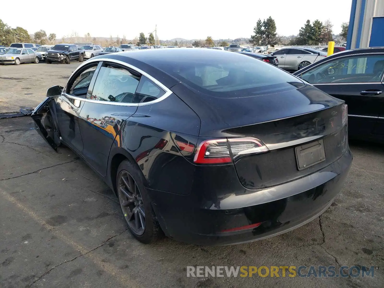 3 Photograph of a damaged car 5YJ3E1EB8KF199124 TESLA MODEL 3 2019