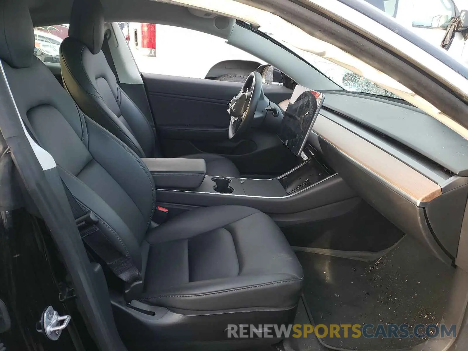 5 Photograph of a damaged car 5YJ3E1EB8KF199124 TESLA MODEL 3 2019
