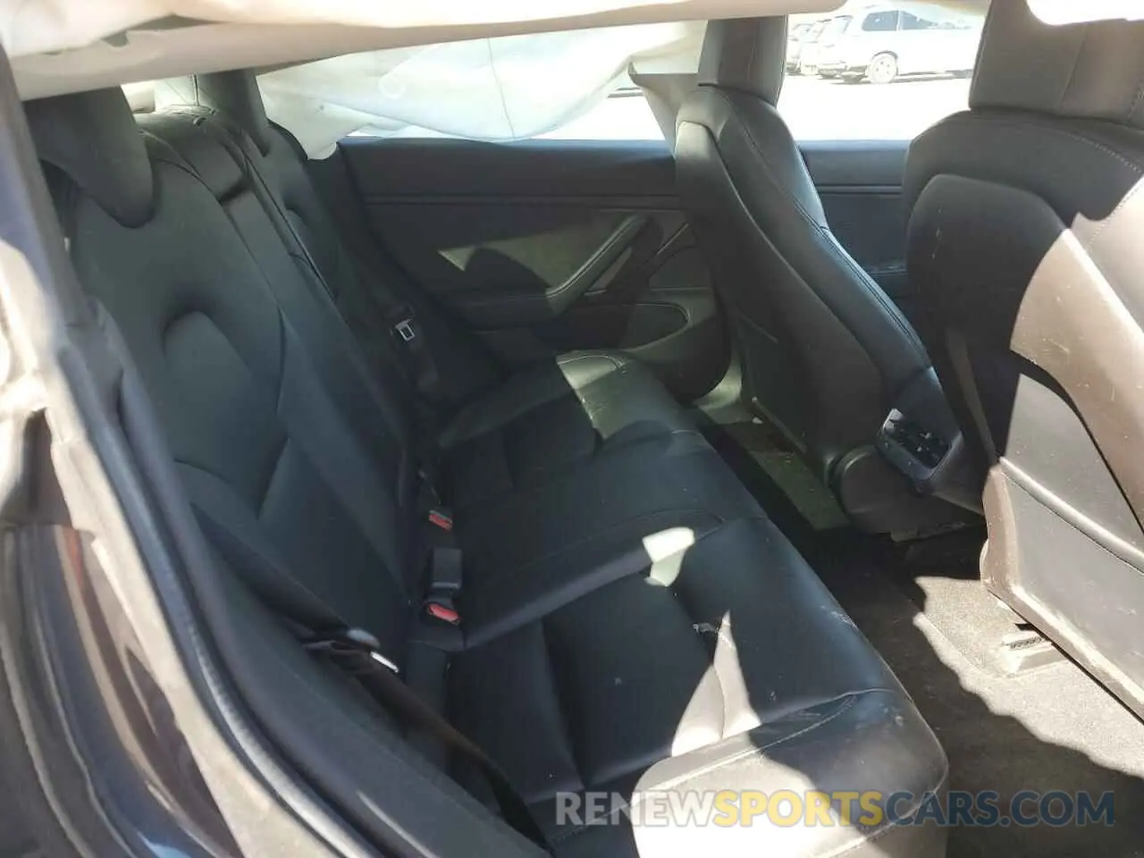 10 Фотография поврежденного автомобиля 5YJ3E1EB8KF452023 TESLA MODEL 3 2019