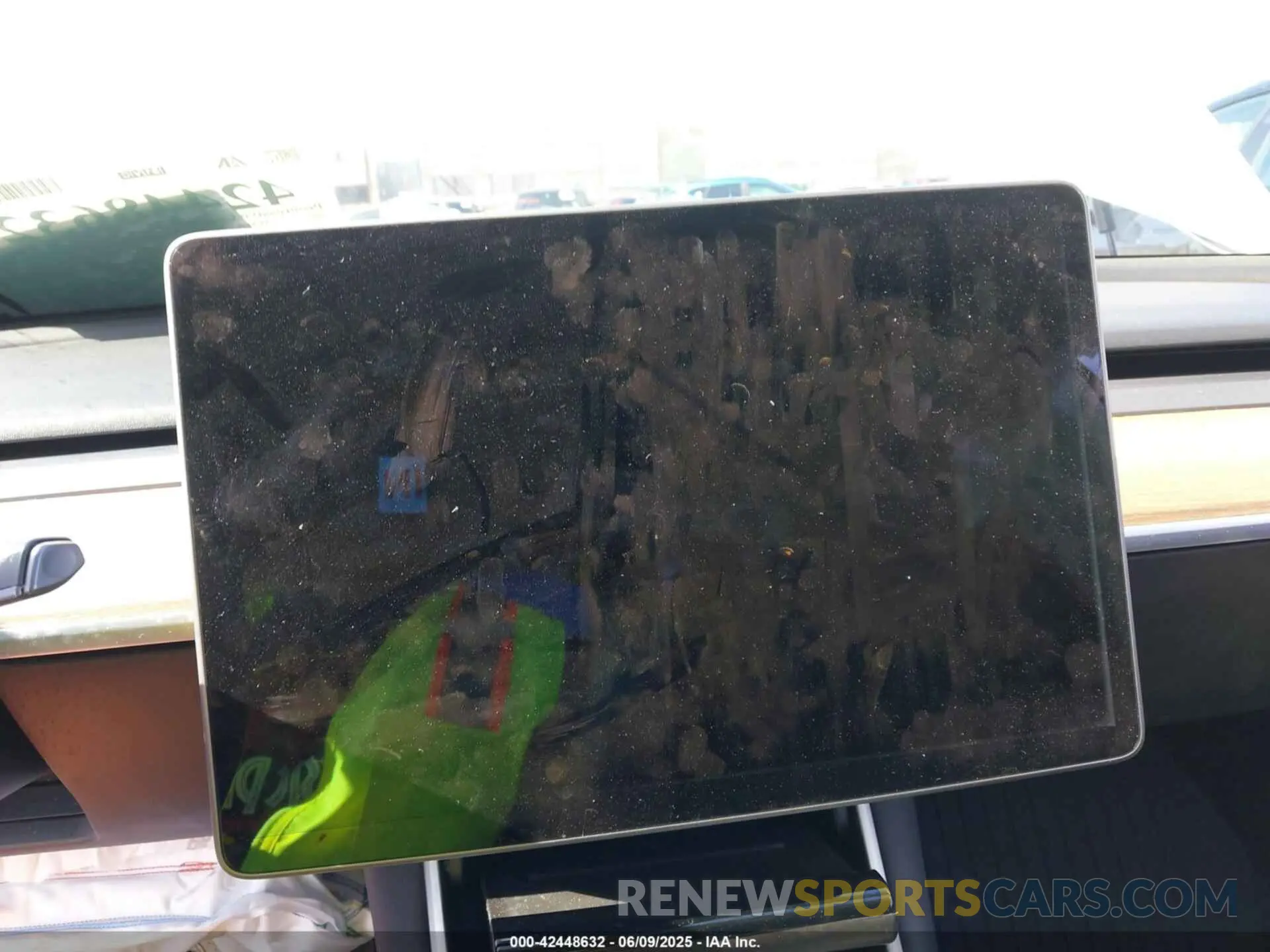 14 Photograph of a damaged car 5YJ3E1EB8KF510681 TESLA MODEL 3 2019