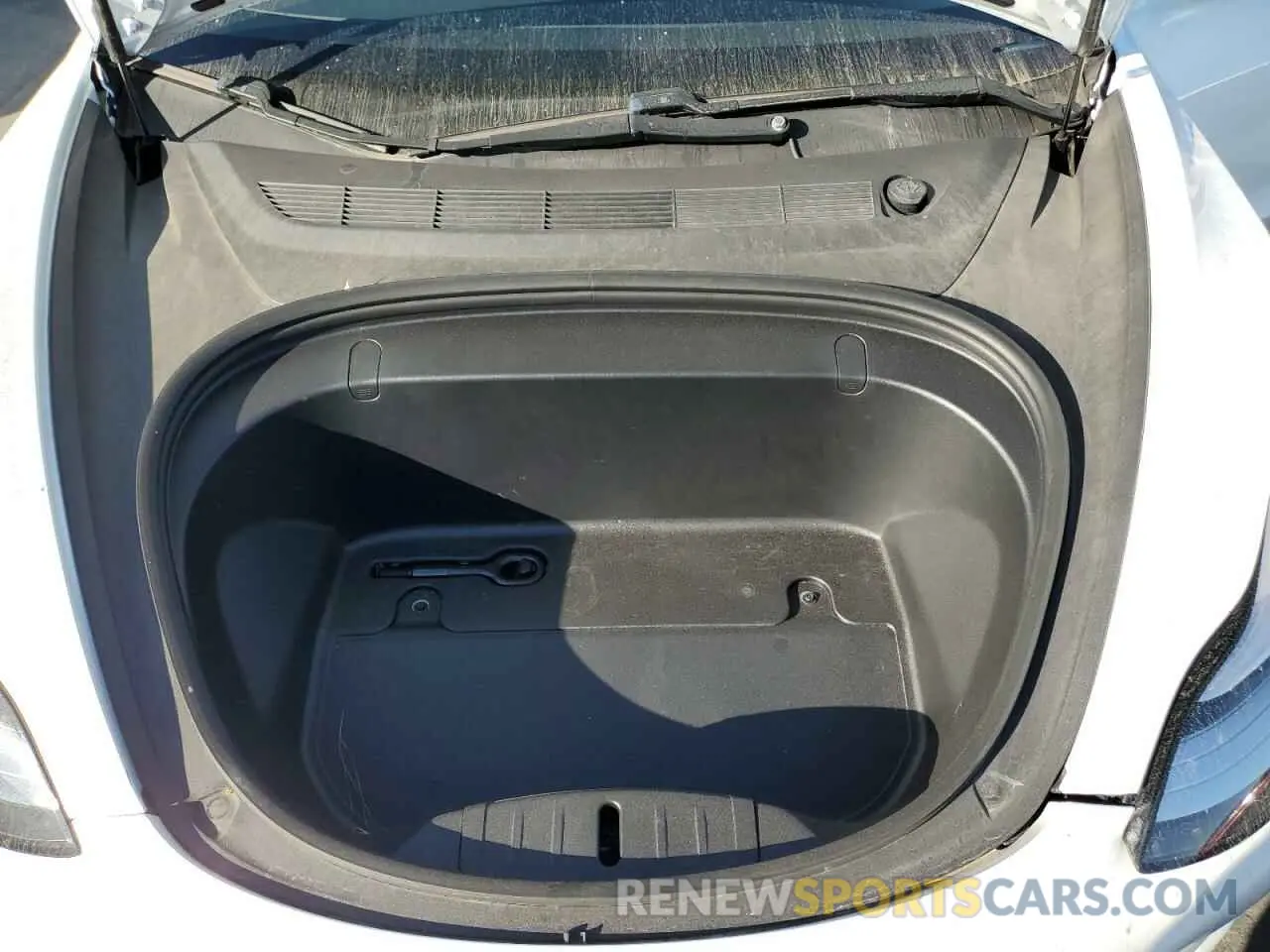 11 Photograph of a damaged car 5YJ3E1EB8KF511135 TESLA MODEL 3 2019