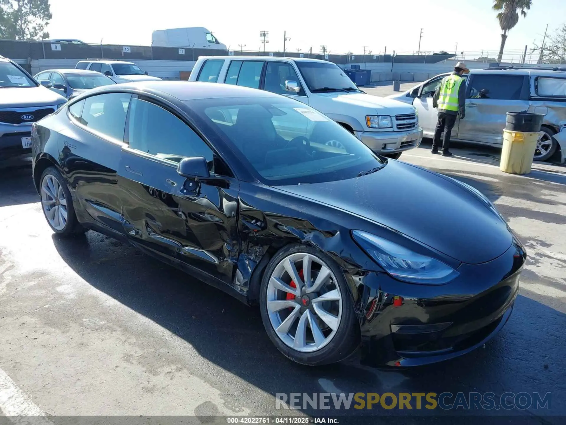 1 Photograph of a damaged car 5YJ3E1EB9KF186737 TESLA MODEL 3 2019