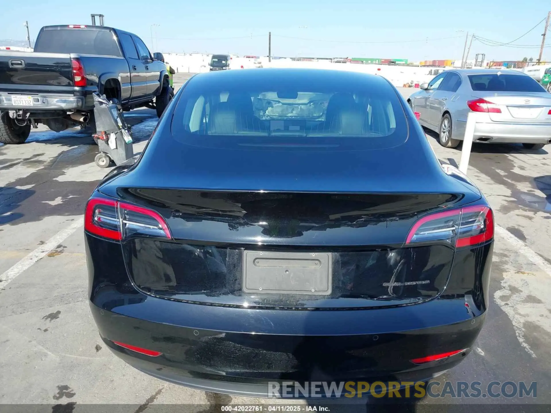 16 Photograph of a damaged car 5YJ3E1EB9KF186737 TESLA MODEL 3 2019