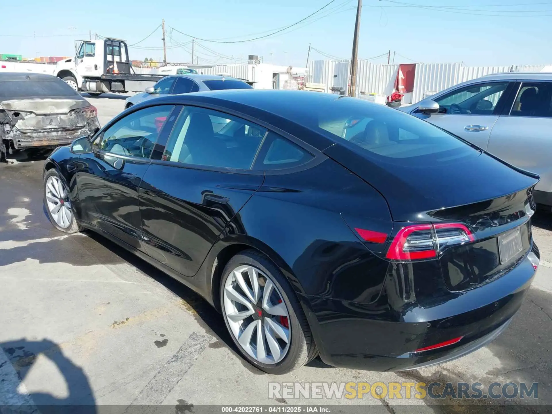 3 Photograph of a damaged car 5YJ3E1EB9KF186737 TESLA MODEL 3 2019