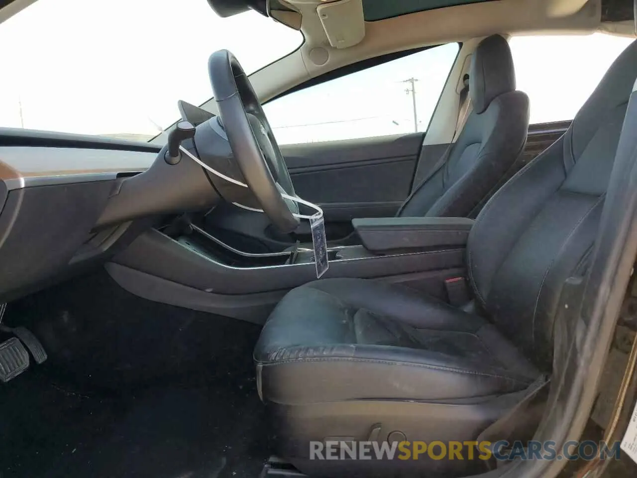 7 Photograph of a damaged car 5YJ3E1EB9KF209319 TESLA MODEL 3 2019