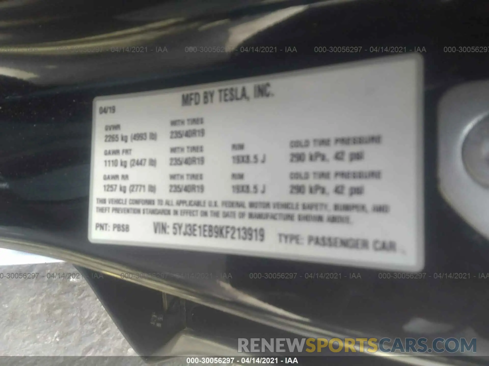9 Photograph of a damaged car 5YJ3E1EB9KF213919 TESLA MODEL 3 2019
