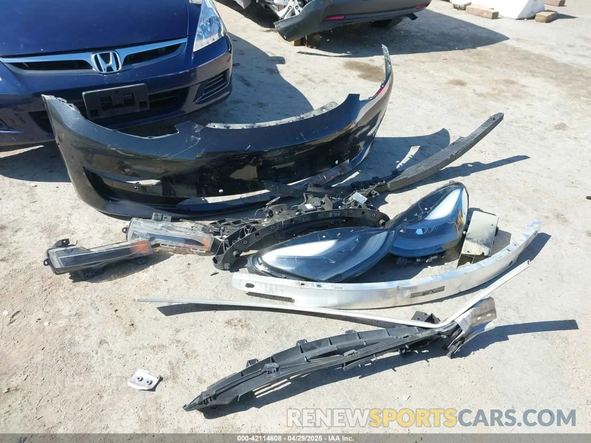 12 Photograph of a damaged car 5YJ3E1EB9KF231742 TESLA MODEL 3 2019