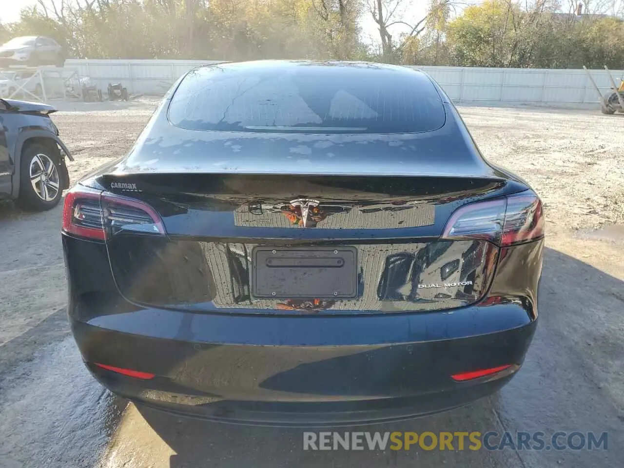 6 Photograph of a damaged car 5YJ3E1EB9KF384282 TESLA MODEL 3 2019