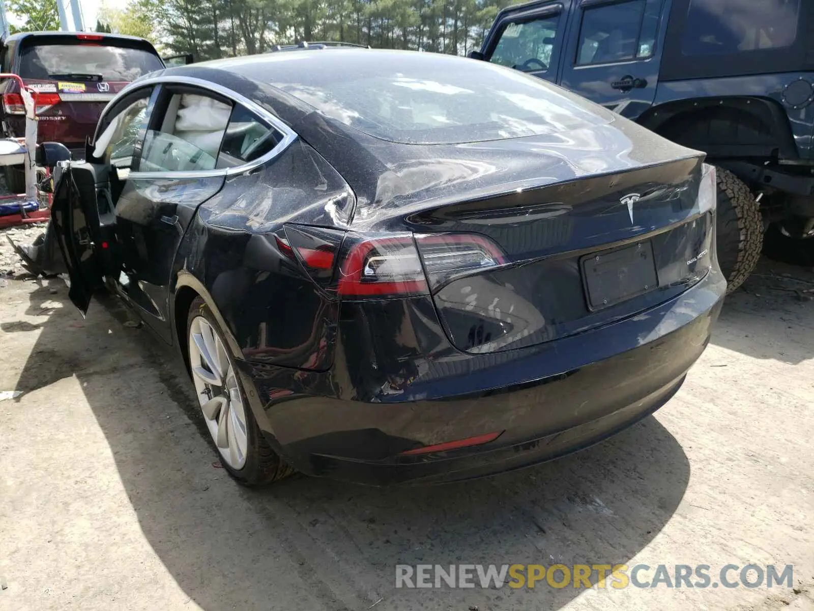 3 Photograph of a damaged car 5YJ3E1EB9KF389000 TESLA MODEL 3 2019